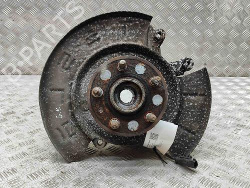 Used Left rear steering knuckle TESLA MODEL X (5YJX) 90D AWD (525 hp) 17076981