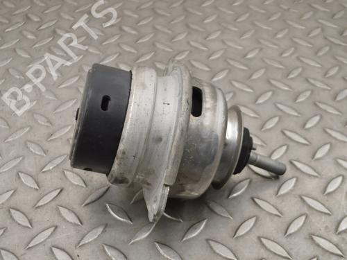 Used Engine mount PORSCHE 911 (997) 3.6 Carrera (325 hp) 30227658