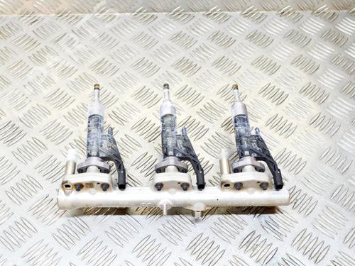Used Injection rail BMW 4 Coupe (F32, F82) 440 i (326 hp) 7853798