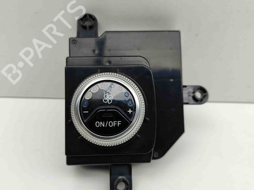 Used Climate control HYUNDAI SANTA FÉ IV (TM, TMA) 2.2 CRDi AWD (200 hp) 28432643