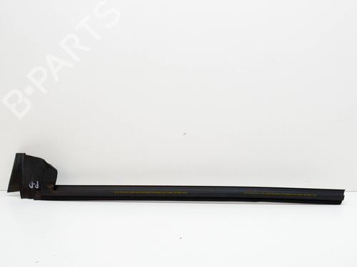 Dørlist TESLA MODEL 3 (5YJ3) EV AWD (351 hp) 27753791