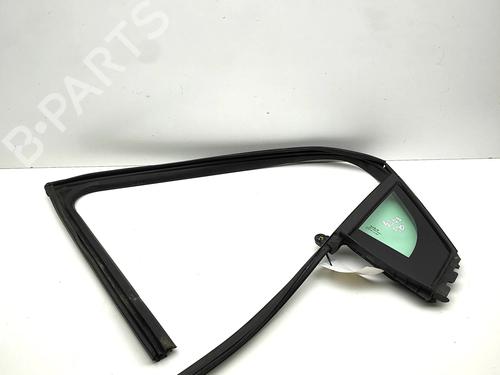 Used Front right quarter glass Front right quarter glass 39073672 39073672