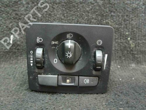 Module électronique VOLVO V50 (545) 2.0 D (136 hp) 6721500