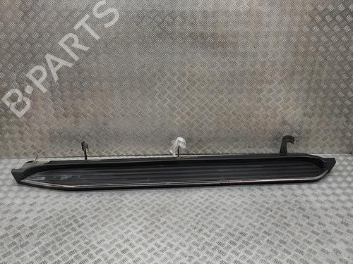 Used Left sideskirt CADILLAC ESCALADE 6.2 AWD (426 hp) 30394276
