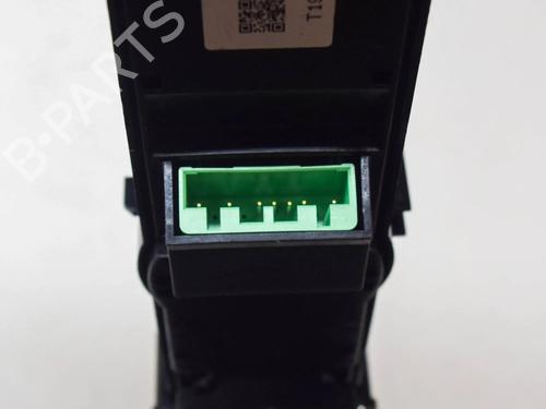 Switch VOLVO XC40 (536) T4 AWD | BP9227239I30