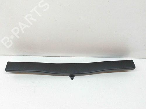 Garniture de hayon POLESTAR POLESTAR 2 (534) EV (224 hp) 28548830