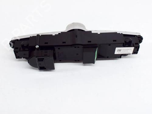 Switch VOLVO XC40 (536) B4 Mild-Hybrid | BP27762862I30 - Image 2