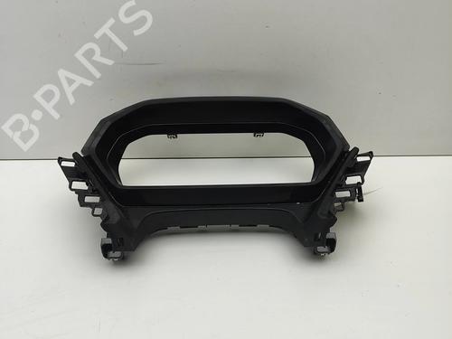 other-audi-q4-e-tron-suv-f4b-2020-27782433 main image