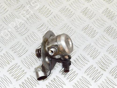 Used Fuel pump BMW 4 Coupe (F32, F82) 420 i (184 hp) 7901921