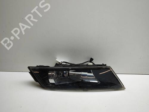 Used Left front fog light Left front fog light 39030301 39030301