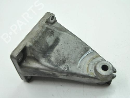 Used Engine mount Engine mount MERCEDES-BENZ SL (R230) 500 (230.475) (306 hp) 33358966 33358966