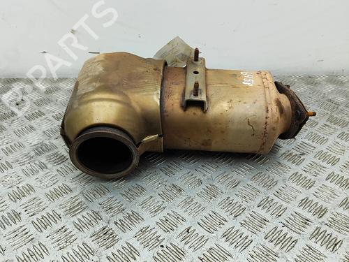 catalyst-volvo-v40-hatchback-525-2012-2013-2014-2015-2016-2017-2018-2019-38307950 main image