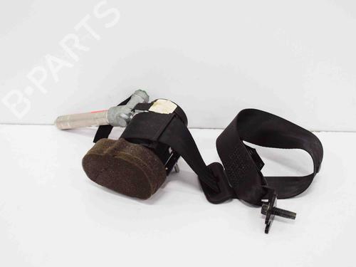 Used Rear right seatbelt VOLVO C30 (533) D2 (115 hp) 6865191
