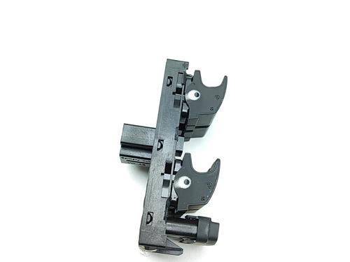 Right front window switch SKODA SUPERB IV Estate (NZ5) 1.5 TSI iV PHEV | BP36703700I26 - Image 4