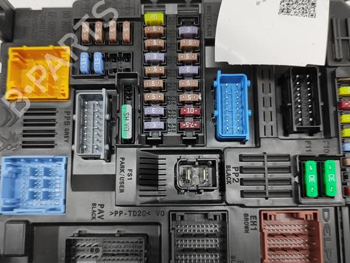 Fuse box DS DS 7 Crossback (J4_, JR_, JC_) 1.5 BlueHDi 130 (JCYHZJ, JCYHZR) | BP28687335E1