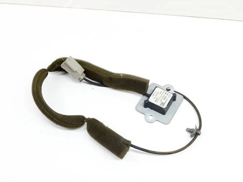 Antenne/Base NISSAN PATHFINDER III (R51) 2.5 dCi (174 hp) 8842620