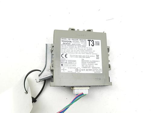 Used Electronic module Electronic module LEXUS GS (_L1_) 300h (AWL10_, AWL10R) (223 hp) 33400375 33400375
