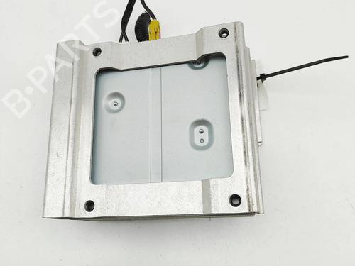 Electronic module TESLA MODEL X (5YJX) 90D AWD | BP33382937M83 - Image 4