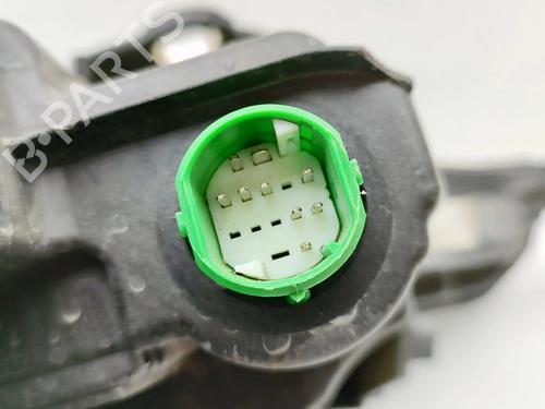 Left headlight MASERATI LEVANTE SUV (M161) 3.0 D Q4 | BP31859323C28