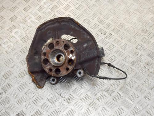 Used Left front steering knuckle Left front steering knuckle MERCEDES-BENZ B-CLASS Sports Tourer (W245) B 200 TURBO (245.234) (193 hp) 29226901 29226901