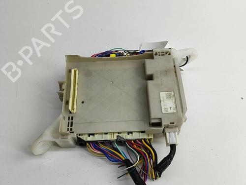 Used Fuse box Fuse box LEXUS RX (_L1_) 450h AWD (GYL15_) (249 hp) 25216924 25216924