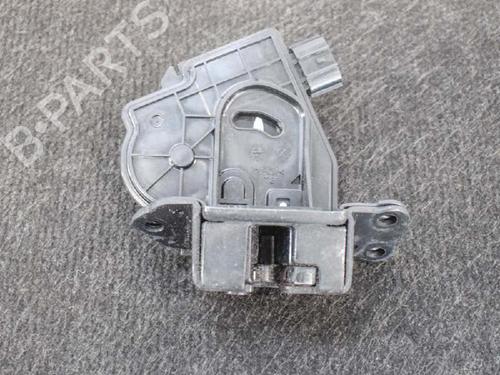 Used Tailgate lock TOYOTA VERSO (_R2_) 2.0 D-4D (AUR20_, AUR20R) (126 hp) 6762629
