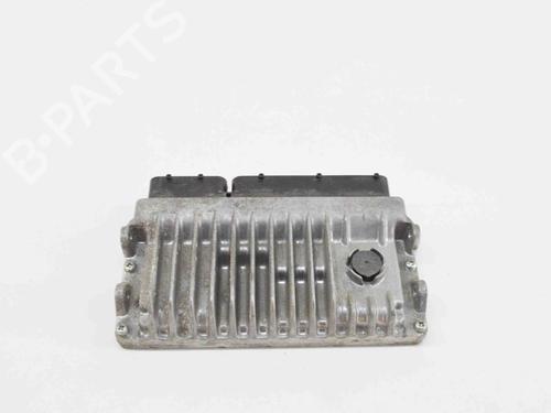 Used Engine control unit (ECU) TOYOTA YARIS (_P13_) 1.5 Hybrid (NHP130_, NHP130) (101 hp) 13928133