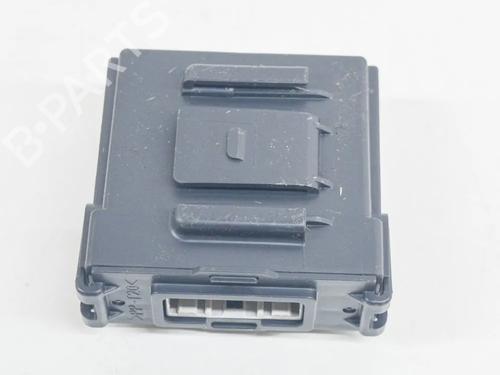 Used Electronic module NISSAN NAVARA NP300 Pickup (D23, D23T) 2.3 dCi (190 hp) 27751177