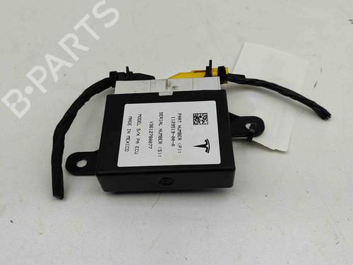Elektronische module TESLA MODEL X (5YJX) P100D AWD | BP28435610M83 