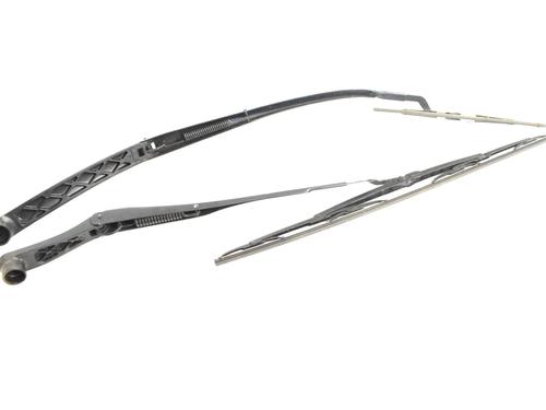 Used Front windshield wiper arm HYUNDAI i30 (GD) 1.6 CRDi (128 hp) 30221525