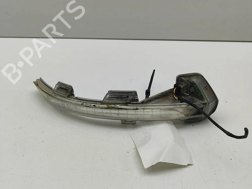 right-side-indicator-vw-passat-b8-3g2-cb2-2014-33379051 main image