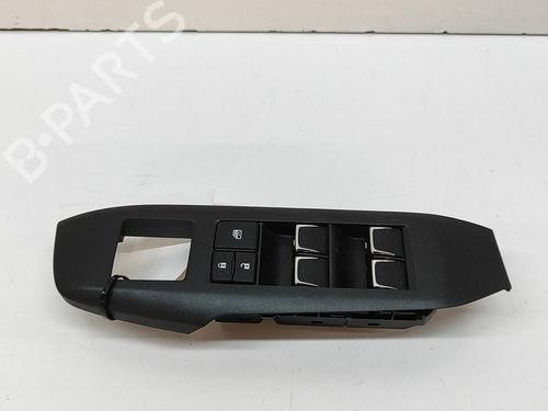 Used Right front window switch LEXUS NX (_Z1_) 300h AWD (AYZ15, AYZ15_, AYZ15R) (197 hp) 28028871