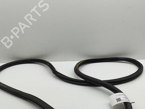 Used Rubber door seal VW POLO VI (AW1, BZ1, AE1) 2.0 GTI (200 hp) 28675157
