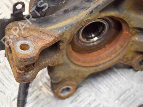 Left front steering knuckle RENAULT CAPTUR I (J5_, H5_) 0.9 TCe 90 | BP14628522M25 