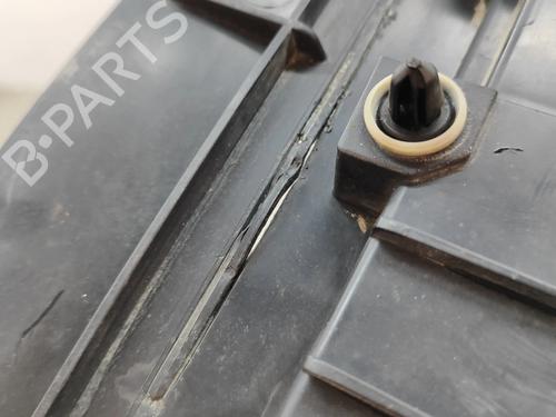 Højre sidekjole TESLA MODEL Y (5YJY) EV Performance All-wheel Drive | BP31748560C114 