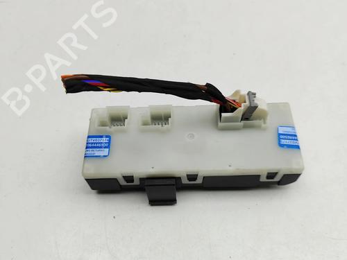Used Electronic module Electronic module BMW 8 Gran Coupe (G16, F93) 840 i (333 hp) 33825653 33825653