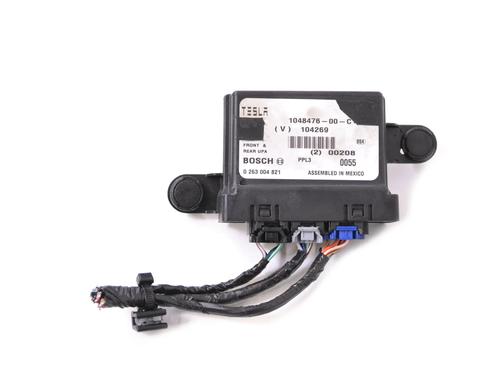 Used Electronic module Electronic module TESLA MODEL S (5YJS) 85D AWD (376 hp) 33342568 33342568