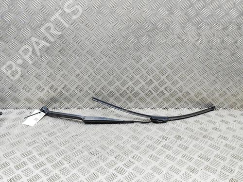 Used Front windshield wiper arm Front windshield wiper arm 36783228 36783228