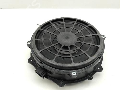 Used Speaker PORSCHE TAYCAN Cross Turismo (Y1B) 4S Performance Battery Plus (Y1BDB1) (571 hp) 31762681