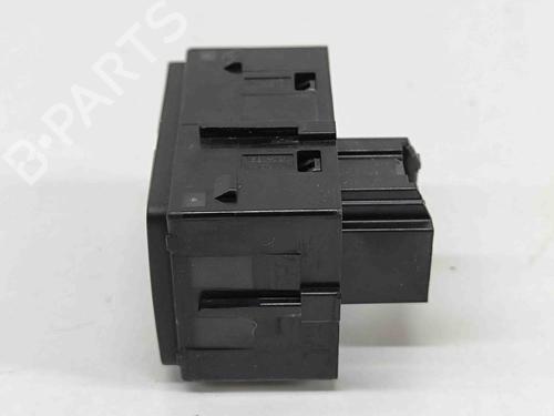 Switch LAND ROVER DISCOVERY SPORT (L550) 2.0 D 4x4 | BP16945463I30 