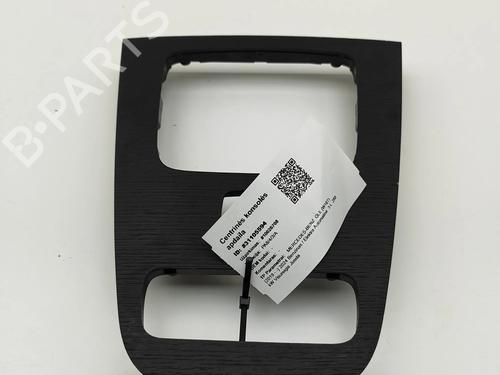 Used Middle console Middle console MERCEDES-BENZ GLE (V167) GLE 450 4-matic (167.159) (381 hp) 33371712 33371712