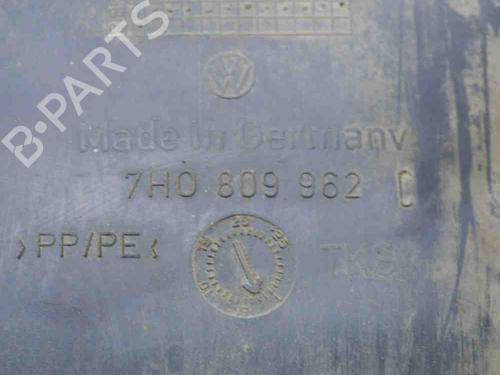 Wheel arch VW TRANSPORTER T5 Van (7HA, 7HH, 7EA, 7EH) 2.5 TDI | BP29920037C56