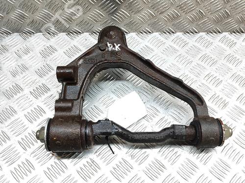 Querlenker links vorne für TOYOTA HIACE IV Bus (__H1_, __H2_) 2.7 (RCH13, RCH23) (144 hp) 22620667