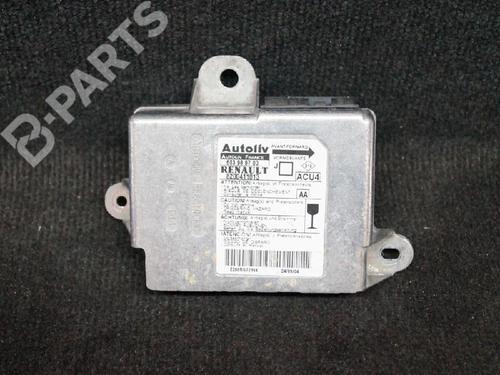 Airbag styreenhed RENAULT SCÉNIC II (JM0/1_) 1.5 dCi (JM0F) (82 hp) 6719358