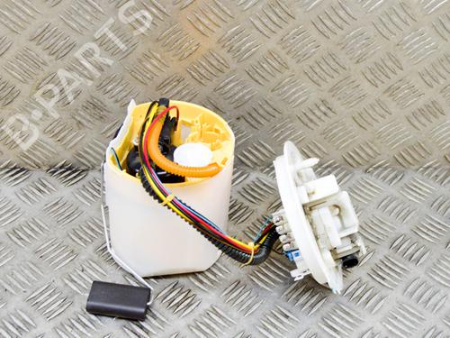 Used Fuel pump MERCEDES-BENZ B-CLASS Sports Tourer (W247) B 180 (247.084) (136 hp) 27761403