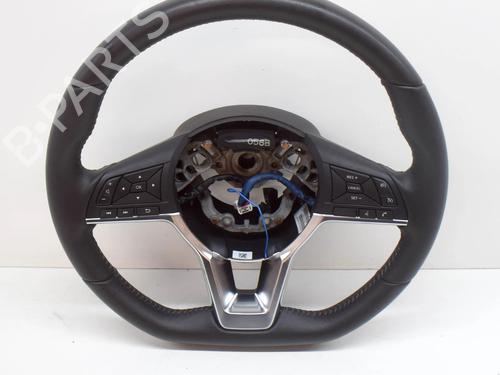 Used Steering wheel NISSAN QASHQAI II (J11, J11_) 1.5 dCi (110 hp) 28430210