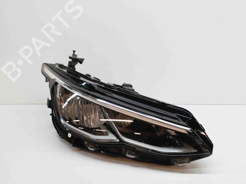 Used Right headlight VW GOLF VIII (CD1, DA1) 1.5 eTSI (150 hp) 29510660