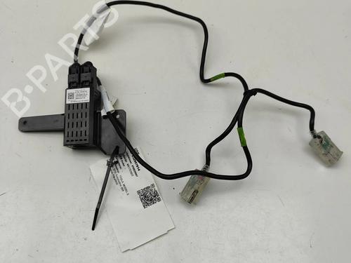 Used Electronic module Electronic module TESLA MODEL S (5YJS) P100D AWD (772 hp) 33377328 33377328