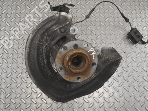 Used Left front steering knuckle BMW 2 Convertible (F23) M 240 i (340 hp) 30251927