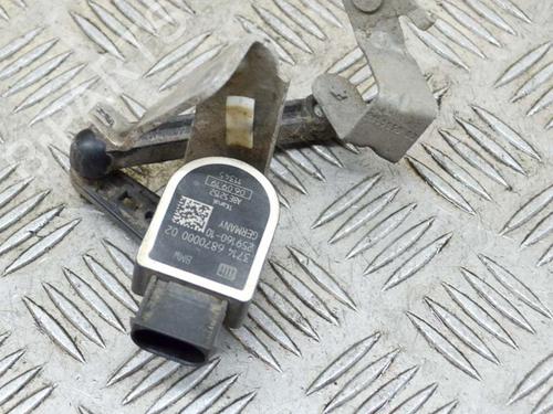Used Electronic sensor BMW i3 (I01) s Electric (102 hp) 27754640